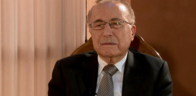 Abdulkerim Muderisi Hocanin Kerkük'te Ögretmenlik yaptigi yillara iliskin/Dr. Nuri Talabani