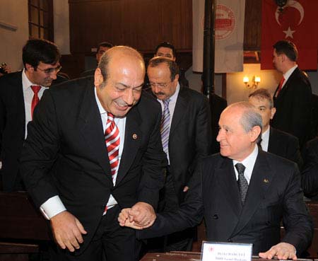 Secim-dalkavuklar dansta- Asiyeyi kurtarma seanslari
