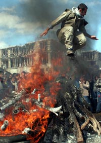 Kürdistan`da Newroz: Kuzey`de Kürdistan bayragi disinda hersey vardi!
